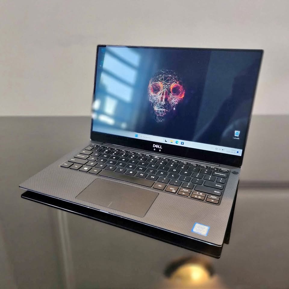 Dell XPS 13 Core I7 Ultra Slim - Électronique grand public