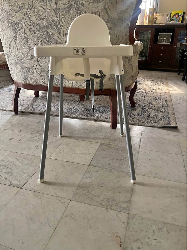 Table a manger bebe - Bébés & Enfants