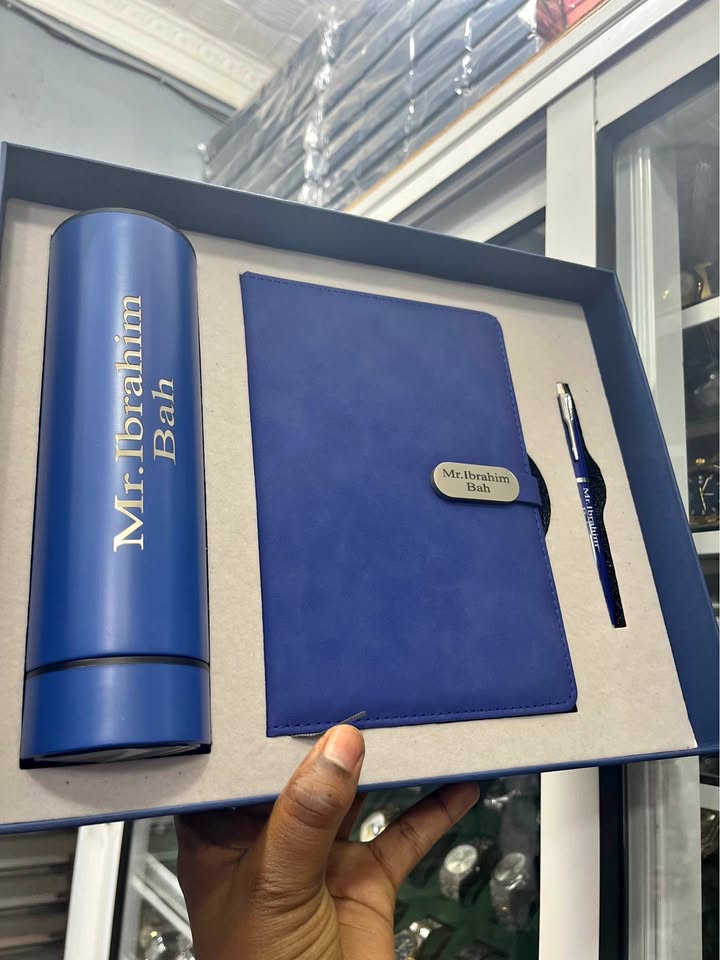 Coffret 03 pièces personnalisés - Fournitures de bureau & scolaire