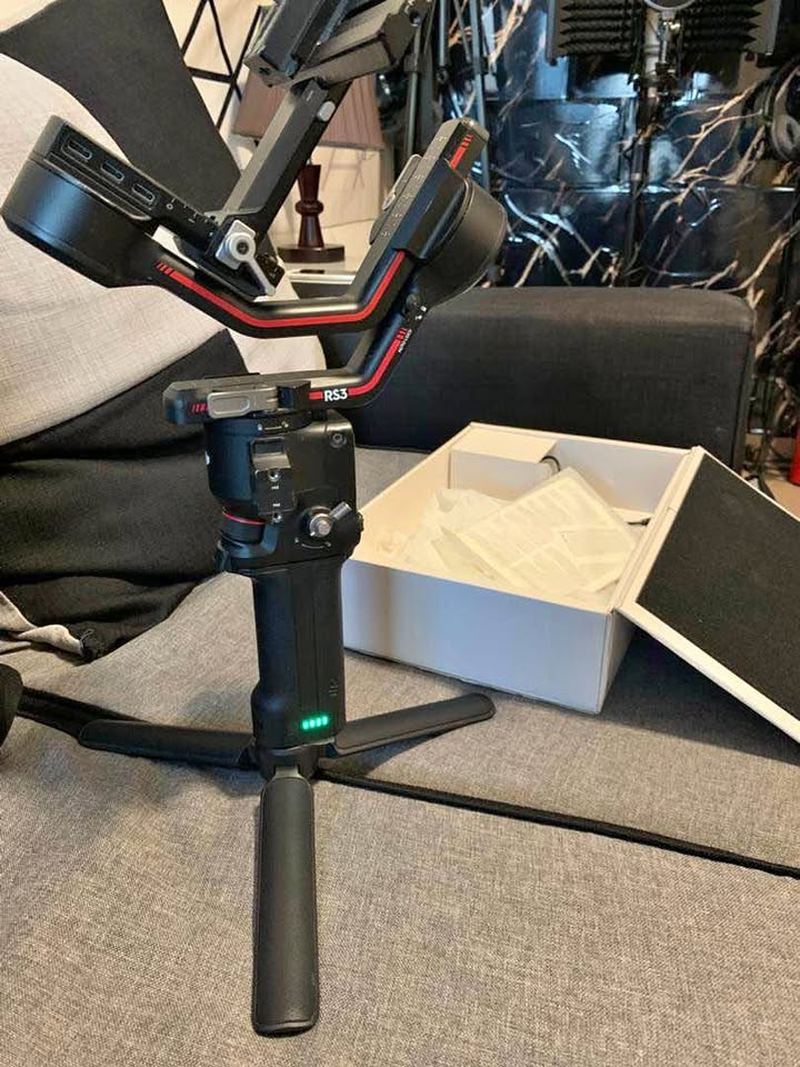 Stabilisateur RONIN DJI RS 3 - Électronique